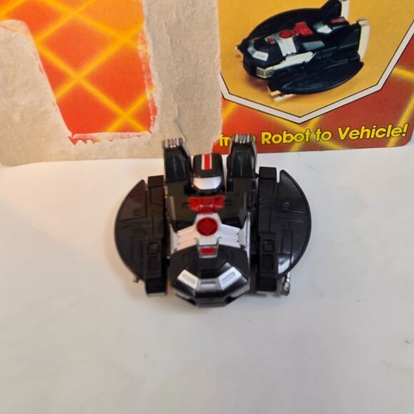 GoBots Pathfinder 29 Friendly Robot UFO Complete Cardback Packaging 1984 - Picture 3 of 16